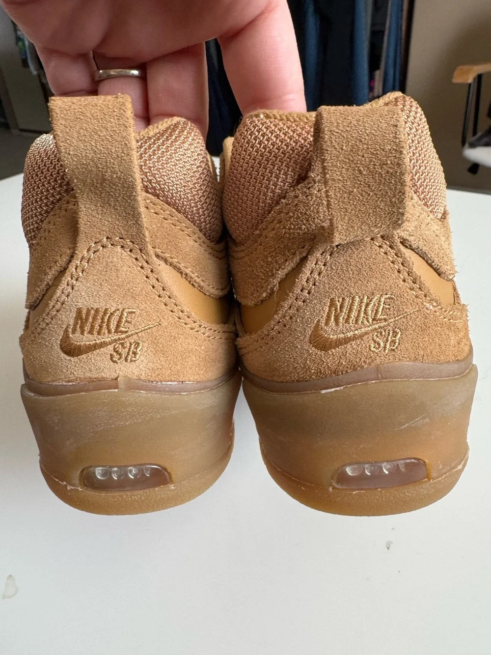 Nike SB Air Max Ishod Wair Flax Skateboard Sneakers Men’s size 8